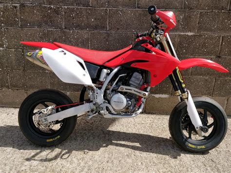 Con un motor unicam ® que tiene un gran impacto. Honda CRF 150 Supermoto in South Derbyshire for £2,250.00 ...