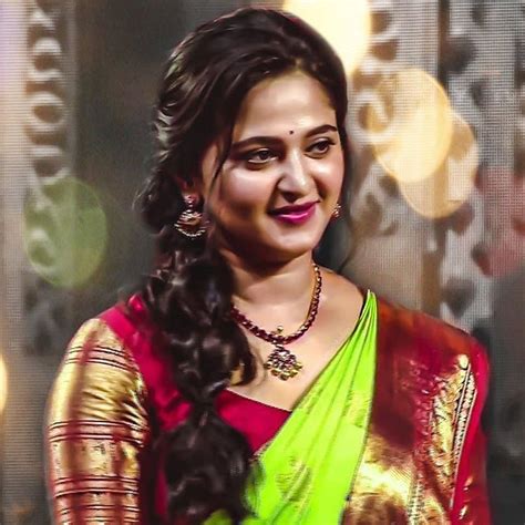 Anushka shetty took to her instagram and shared a short video clip from their action drama billa with happy birthday prabhas written on it. Anushka Shetty on Instagram: " ️💚 ️💚 ️ PC. @swetyslays via ...