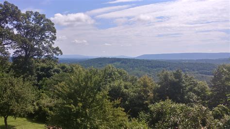 Gorgeous Morning View Of The Appalachian Mountains In Berkley Springs