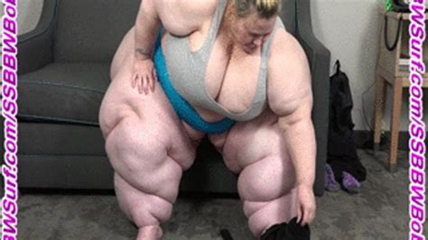 Bbwsurf Ultimate Pear Ssbbw Bobbi Jo Westley Struggles Into Pantyhose