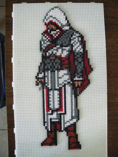 Ezio Assassin S Creed Hama Perler Beads Pixel Art Perler Beads Bead