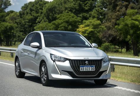 Peugeot Eleito Melhor Compra De Entre Hatchs Compactos