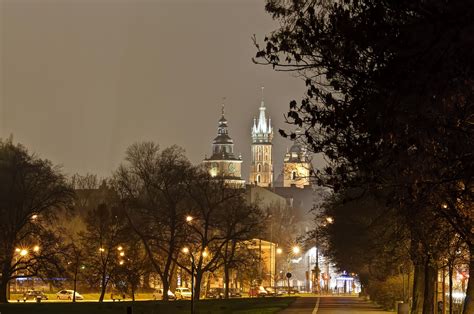 Wawel Krakow Poland Castles Night Trees Street Lights Hd