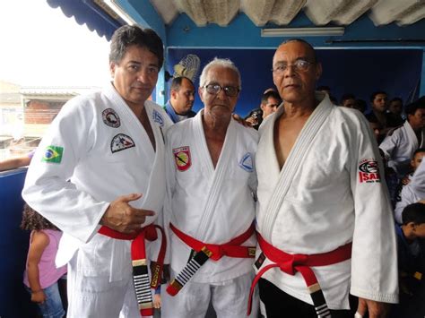 No one can be a black belt in jiu jitsu before 19 years of age. bjj red belts | Bjj Eastern Europe