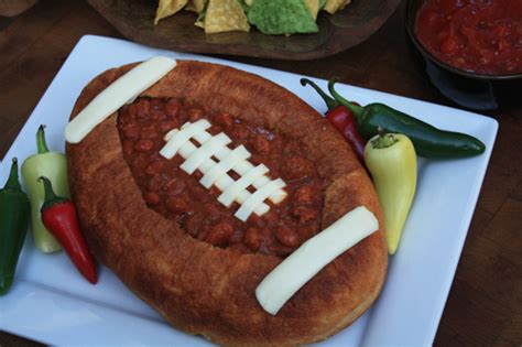 I've shared some ideas for the games and crafts planned for the kids and now it's time for the delicious food! Chili Recipe in Football Bread posted by Jeanne Benedict