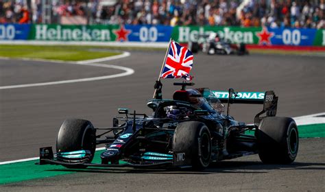 F1 British Gp Hamilton Wins After Clashing With Verstappen Matrax