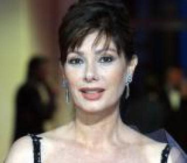 Edwige Fenech Torna In Tv Il Tempo