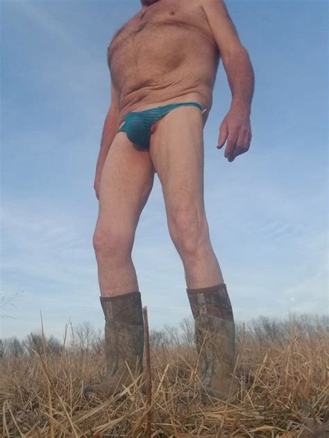 Lets Rub Bulges On A Hike Alwayswearspanties