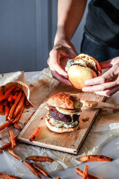 For some fast food customers — especially vegetarians — bloody veggie burgers might be a step too far. Vegan Beetroot Burgers | Recipe | Beetroot burgers ...