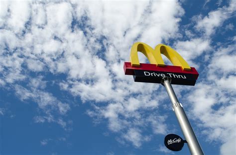 Lipton is a unilever brand used under license. Bei McDonald's gibt's jetzt Bio-Burger - Imagepolitur ...