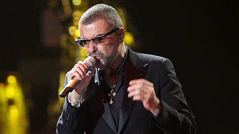 Celebrities Pay Tribute To George Michael Who Died This Christmas
