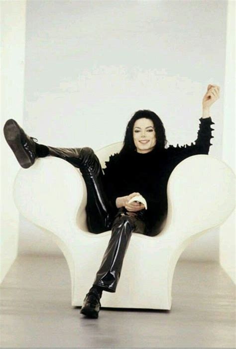 Top 10 Favorite Michael Jackson Outfits Michael Jackson⠀ Amino