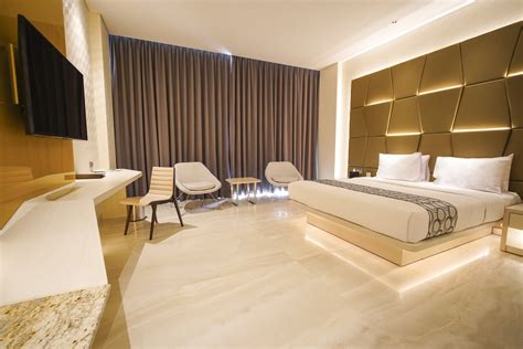 Fm7 resort hotel jakarta airport