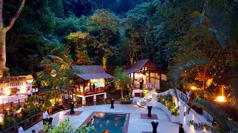 Choose from the best beaches, nature, culture, hospitality. Best restaurants in KL for date night