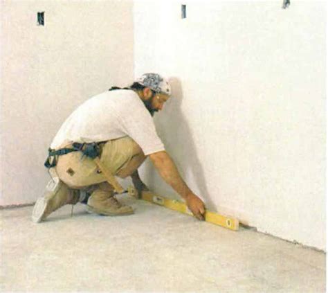Become a fan of fine homebuilding! Installing Kitchen Cabinets - Fine Homebuilding