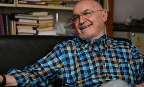 İstediğin her kapı sana açık. Hıncal Uluç Kimdir?