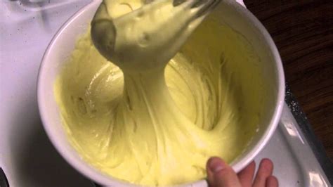 How to make gold icing with food coloring. How to Make Gold Out of Buttermilk - YouTube