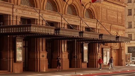 Carnegie Hall and the Jewels of Midtown: Stroll the History - The New ...