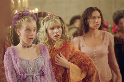 The movie centers on ella who is under a spell to be constantly obedient. Watch Ella Enchanted 2004 full movie online or download fast