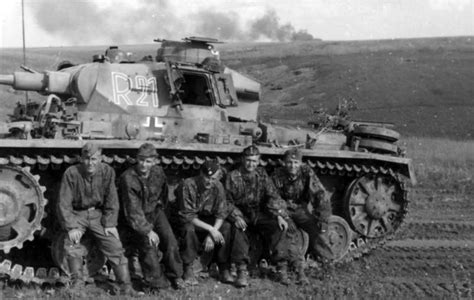 Panzer Iii Ausf G Code R21 Kursk 1943 World War Photos