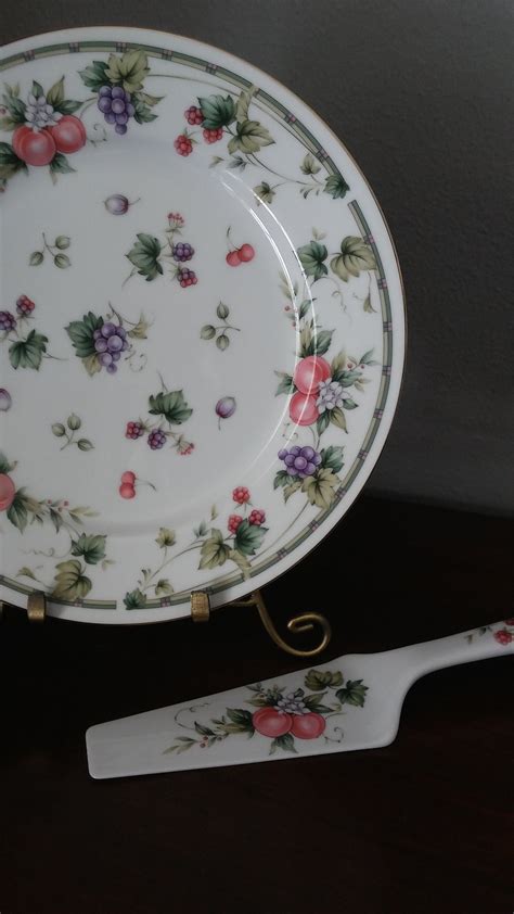 Sale Beautiful Andrea By Sadek Cake Plate And Server Fine Etsy
