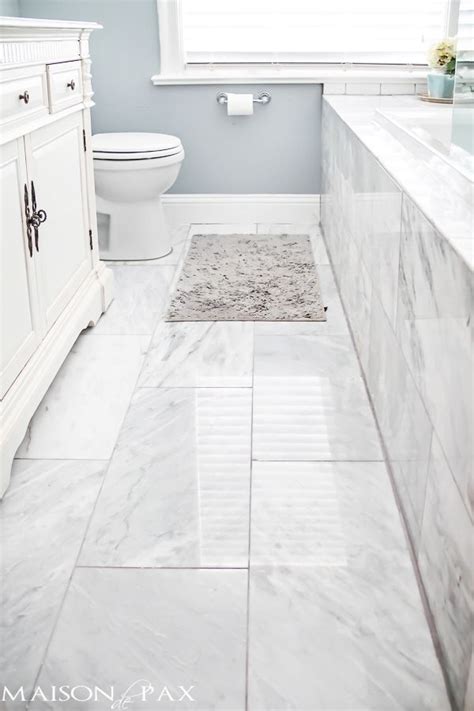 These best bathroom tile ideas are perfect for people redecorating, and they'll help inspire you for your next renovation. Small Bathroom Tips and Tricks | Small bathroom tiles ...