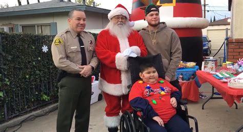 Industry Station Deputies Create A Winter Wonderland Christmas For A