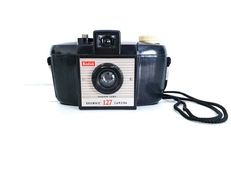 Vintage Old Bakelite Photo Camera Kodak Brownie 127 • Old Kodak Camera