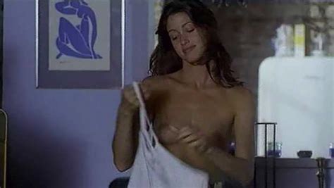 Shannon Elizabeth Nude Pics And Topless Sex Scenes Compilation