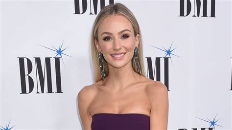 Lauren Bushnell Latest News In Touch Weekly