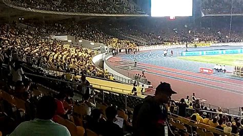 With home advantage also out of the equation for them this tuesday. Malaysia vs indon @ Stadium Bukit Jalil - YouTube