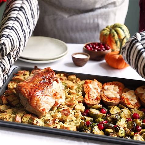 · this sheet pan thanksgiving dinner for two is done in just one hour from start to finish. Sheet Pan Thanksgiving Dinner for TWO | Food with Feeling Recipes in 2019 | Thanksgiving dinner ...