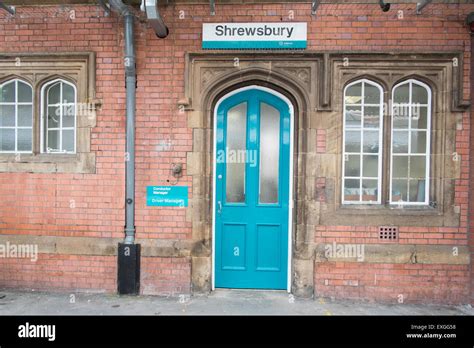 Shrewsbury Railway Station Sign And Door Stock Photo Alamy