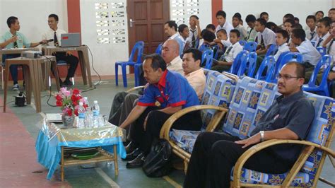 Importance of ict in primary education. SMK ABDUL RAHIM, KUDAT SABAH.: May 2010