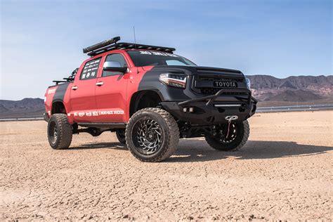 Toyota Tundra - Gear Off Road