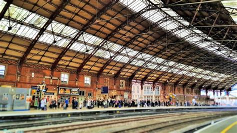 How to use Bristol Temple Meads train station