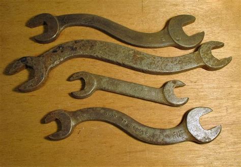 4 Vintage Wrenches 3 S Curved 1 Off Set Sold Mechanic Tools Ebay