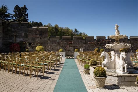 555 likes · 4 talking about this · 40 were here. Dundas Castle