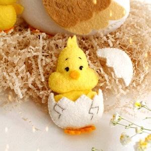 Felt Easter Mama Chicken With Chicks In The Eggshell Sewing Pdf Tutorial With Patterns Diy