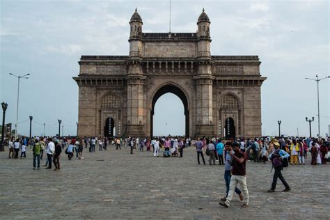 Heritage Mumbai Landmark Walk In Indias Largest City Far East