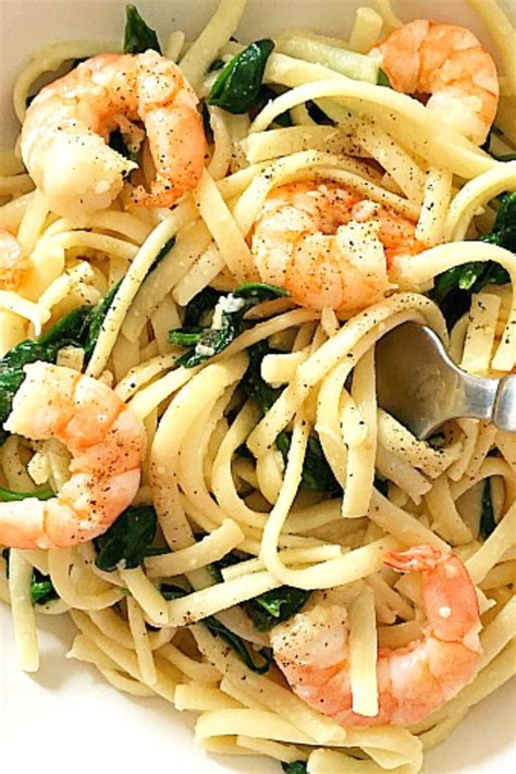 Pasta With Shrimp Prawn And Spinach And A Tad Of Parmesan A Quick Dish That Is Rea… Shrimp