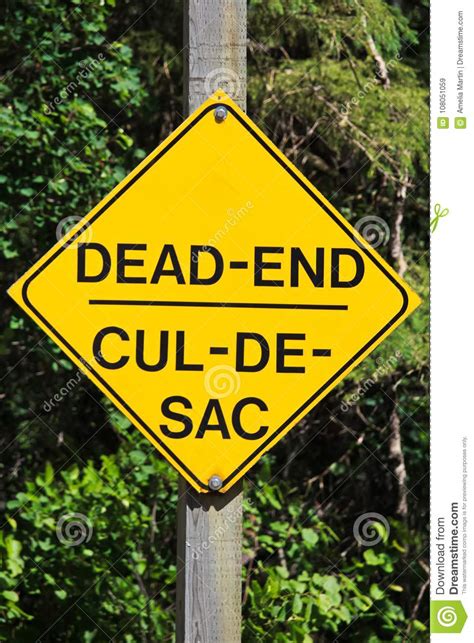 Closeup Of A Yellow Dead End Sign Stock Image Image Of Warning Trees
