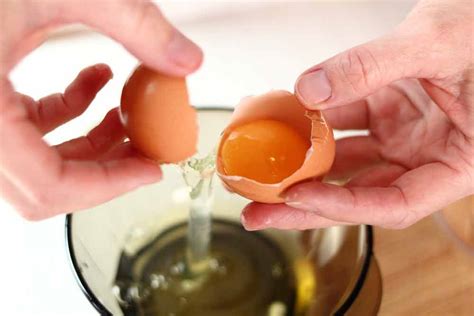 Are Egg Whites More Effective For Muscle Protein Synthesis