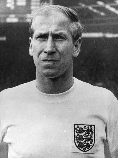England Football Great Bobby Charlton Diagnosed With Dementia 7news