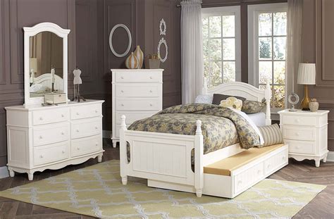 We sell kids, queen, and king size bedroom sets that feature bed, dresser, nightstand, chest, and mirror in canada. Clementine Youth Bedroom Set Homelegance | Furniture Cart