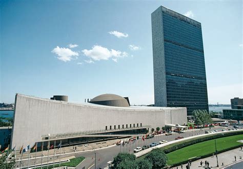 Idma Students Faculty And Staff Visit The United Nations Language