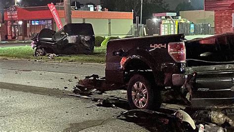 Ford F 150 Cut In Half By Nasty Wreck After Car Hits It Going 100 Mph