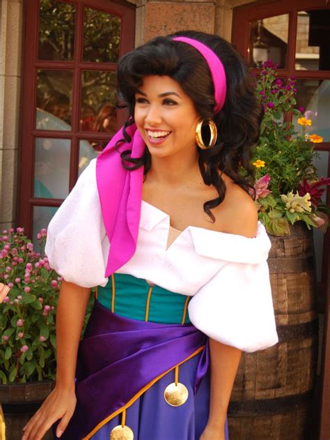 Esmeralda Disney Face Characters Esmeralda Disney Walt Disney Pictures