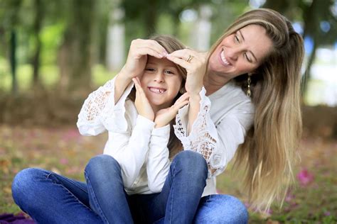 Ensaio Mãe E Filha Samantha E Manuela Foto Louise Esperança Single