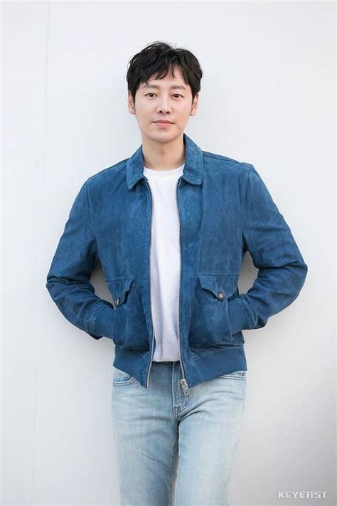 5 Drama Korea Yang Dibintangi Aktor Tampan Kim Dong Wook